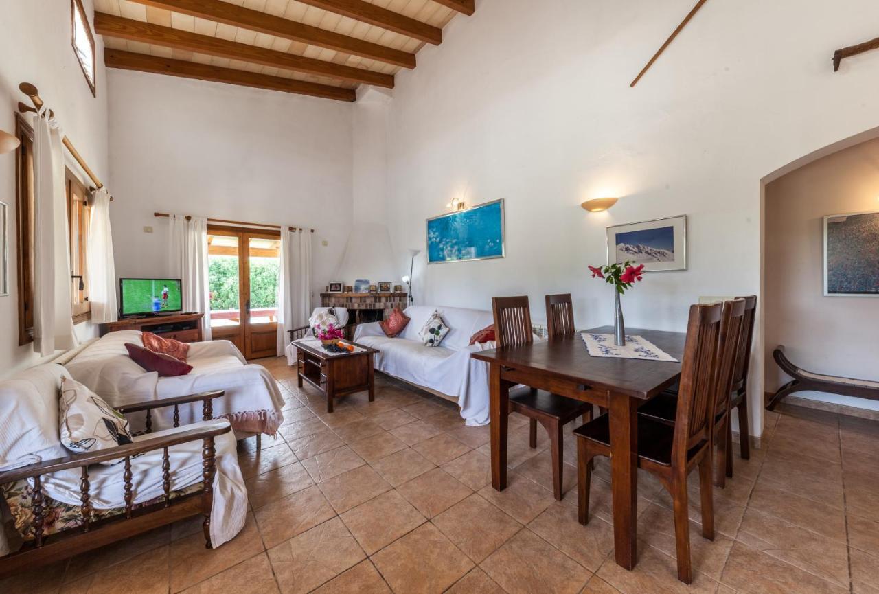 Valero Villa *